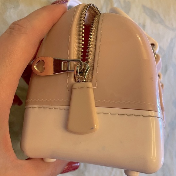 Pillow Shaped Jelly Gel Resin Crystal Handle Purse Mini Bag Neutral Nude & White - Picture 9 of 15